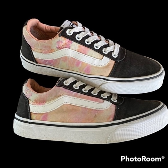 VANS pastel tie-dye in pink/peach. Low top. Women's size 7. Very good preowned! - Picture 9 of 12